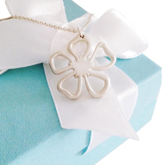 Tiffany & Co. Jewelry - 🎉HP 🎉AUTH T & Co Hibiscus Open Flower Necklace
